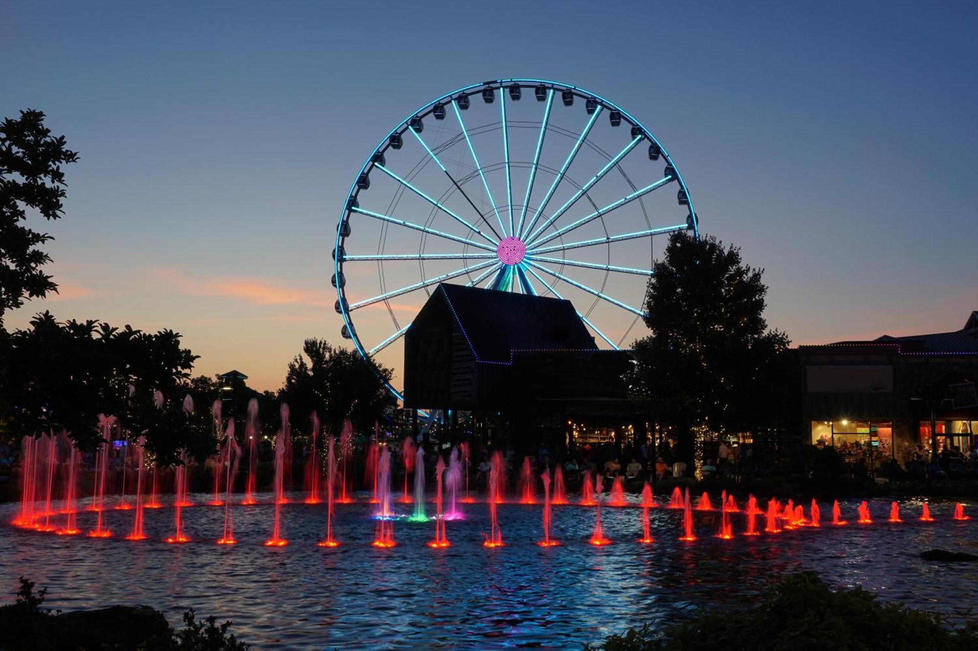 Majestic View Lodge, Amazing Views, Hot Tub, 1089 Free Tickets Each Paid Day, Dollywood And More Gatlinburg Exteriör bild