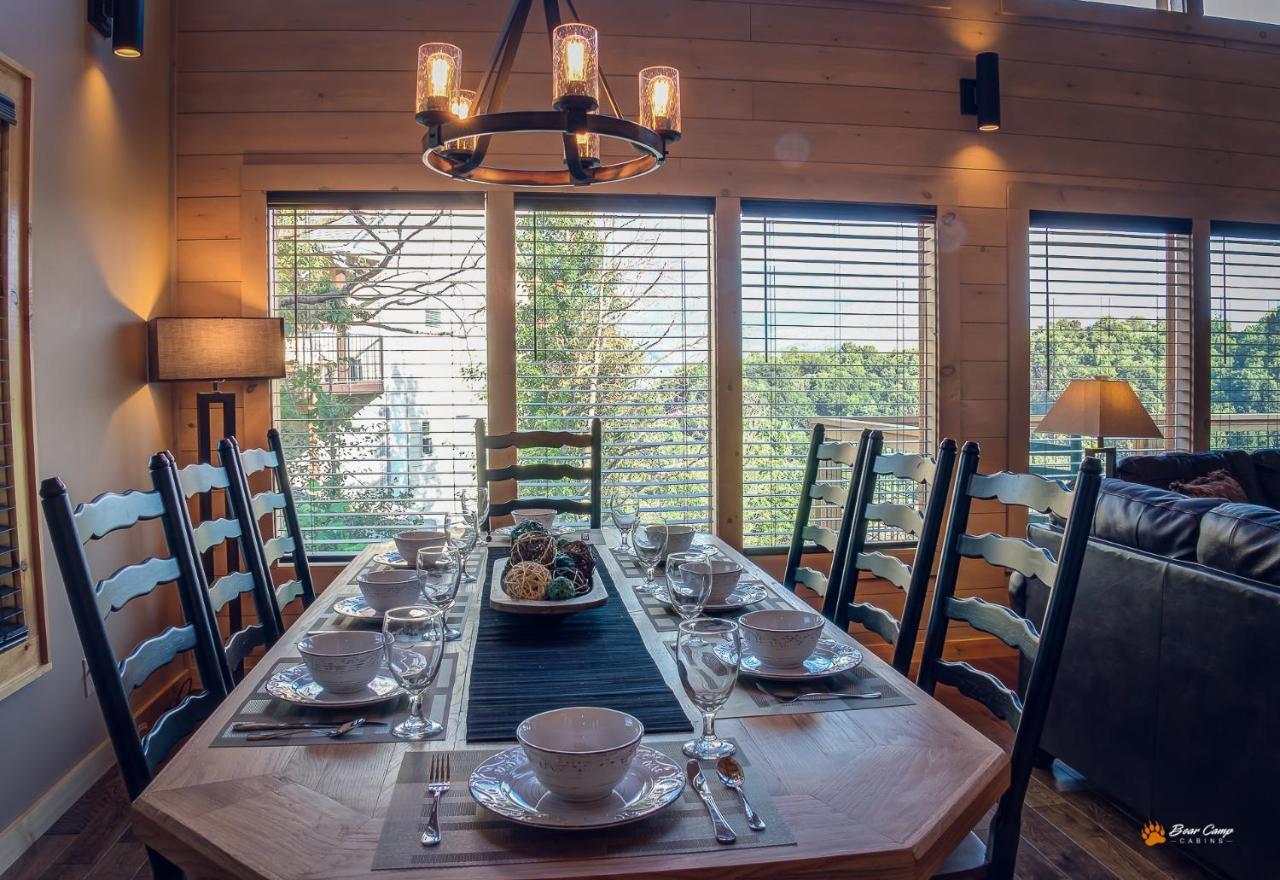 Majestic View Lodge, Amazing Views, Hot Tub, 1089 Free Tickets Each Paid Day, Dollywood And More Gatlinburg Exteriör bild