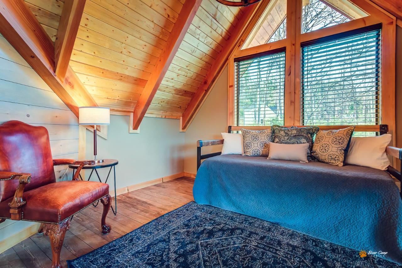Majestic View Lodge, Amazing Views, Hot Tub, 1089 Free Tickets Each Paid Day, Dollywood And More Gatlinburg Exteriör bild